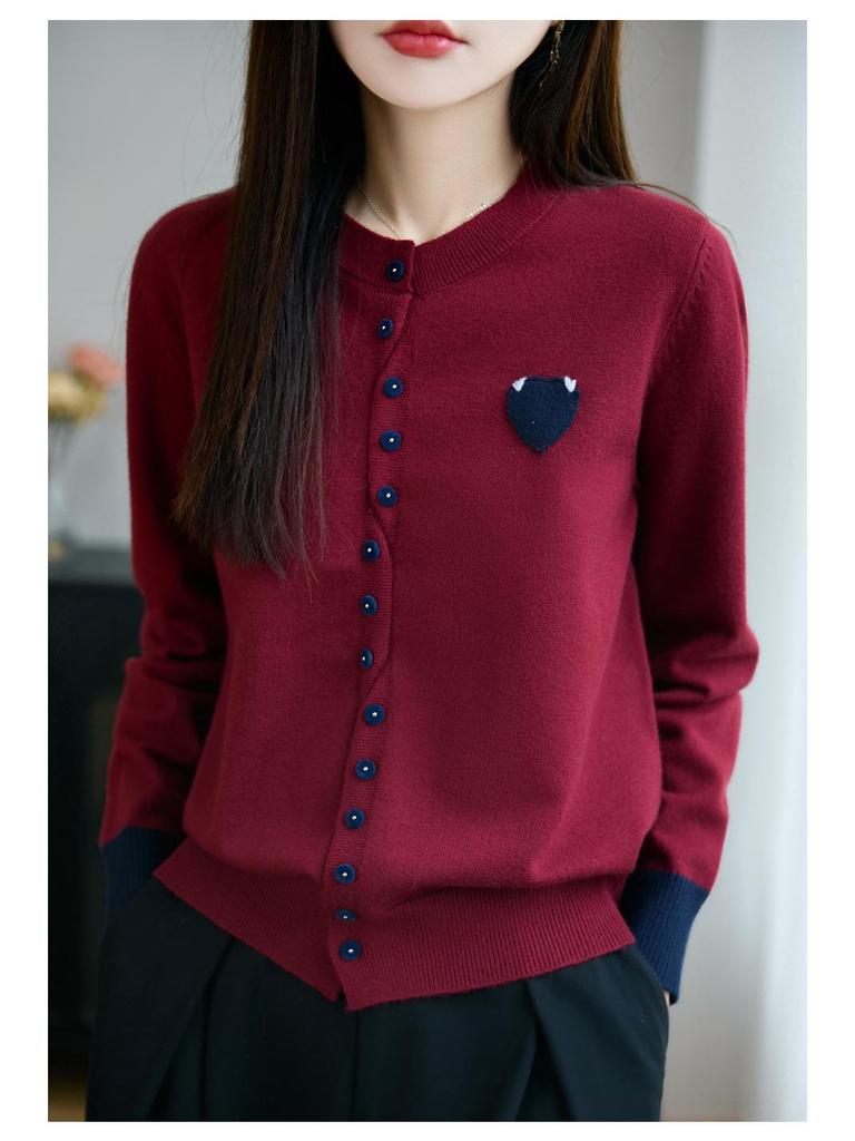 2025 Autumn/Winter Women's Velvet Heart Patchwork Knit Cardigan: Round Neck, Color Block, Long Sleeve, Korean Style.
