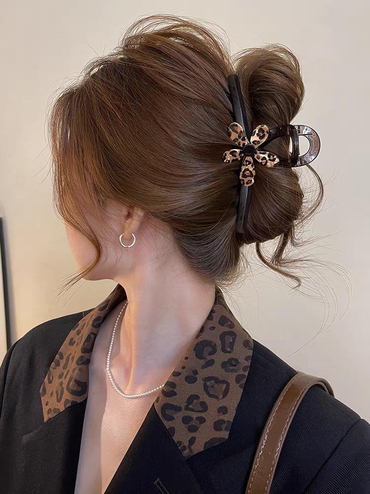 2025 Leopard Print High-End Large Shark Hair Clip for Women