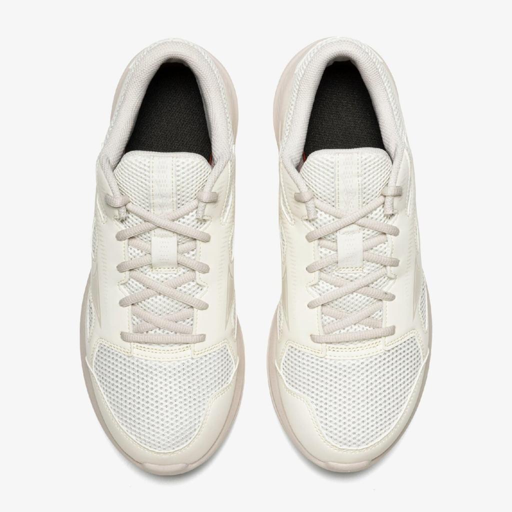 Mizuno Maximizer 27 Running Beige x Light Size 3E Shoes, Gray, 28.0 cm,