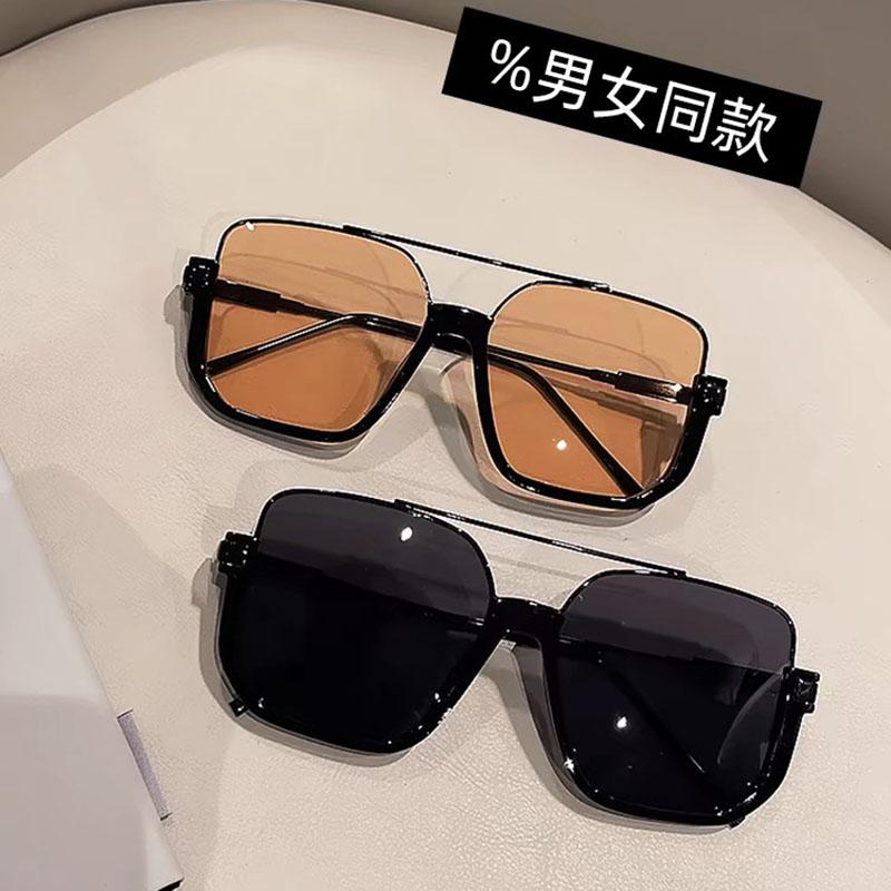 New Stylish Designer Style Sun Glasses Semi-rimless Double Bridge Sun Glasses For Women UV Ray Blocking Sun Glasses Man