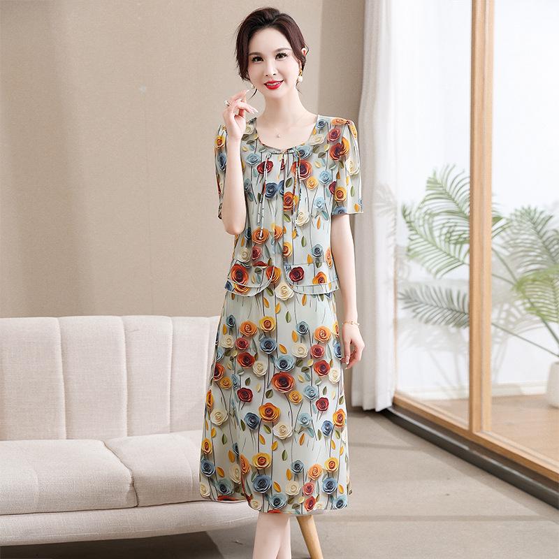 Chiffon V-neck Printed Dress for Women 2025 - Elegant Two-Piece Style for Middle-aged and Elderly Summer Fashion