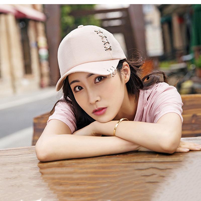 Hot Sale Unisex Y2K Cap Solide Plain Baseball Cap Outstreet Women Cross Metal Decoration Cap Female Trendy Hat