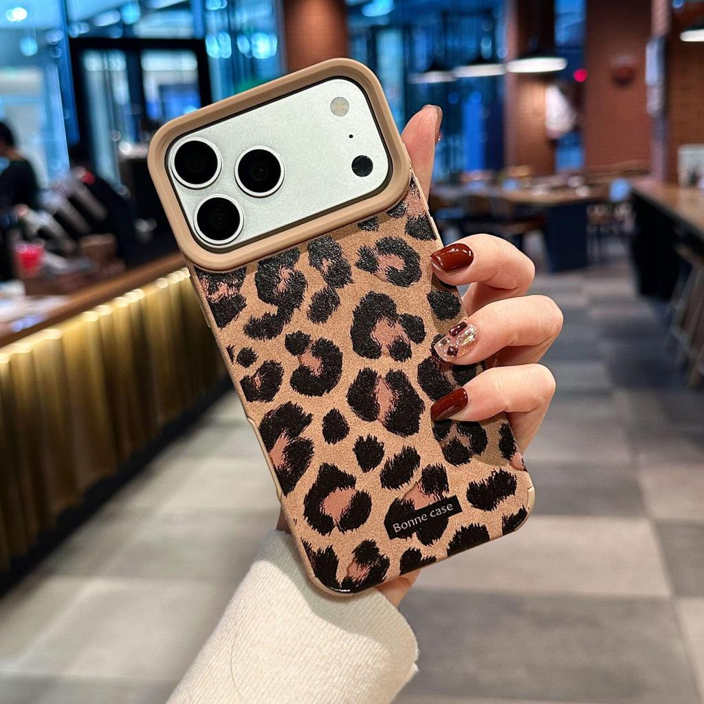 Suede Leopard Print Phone Case with Lanyard for Apple 17PROMAX/16/12/11.