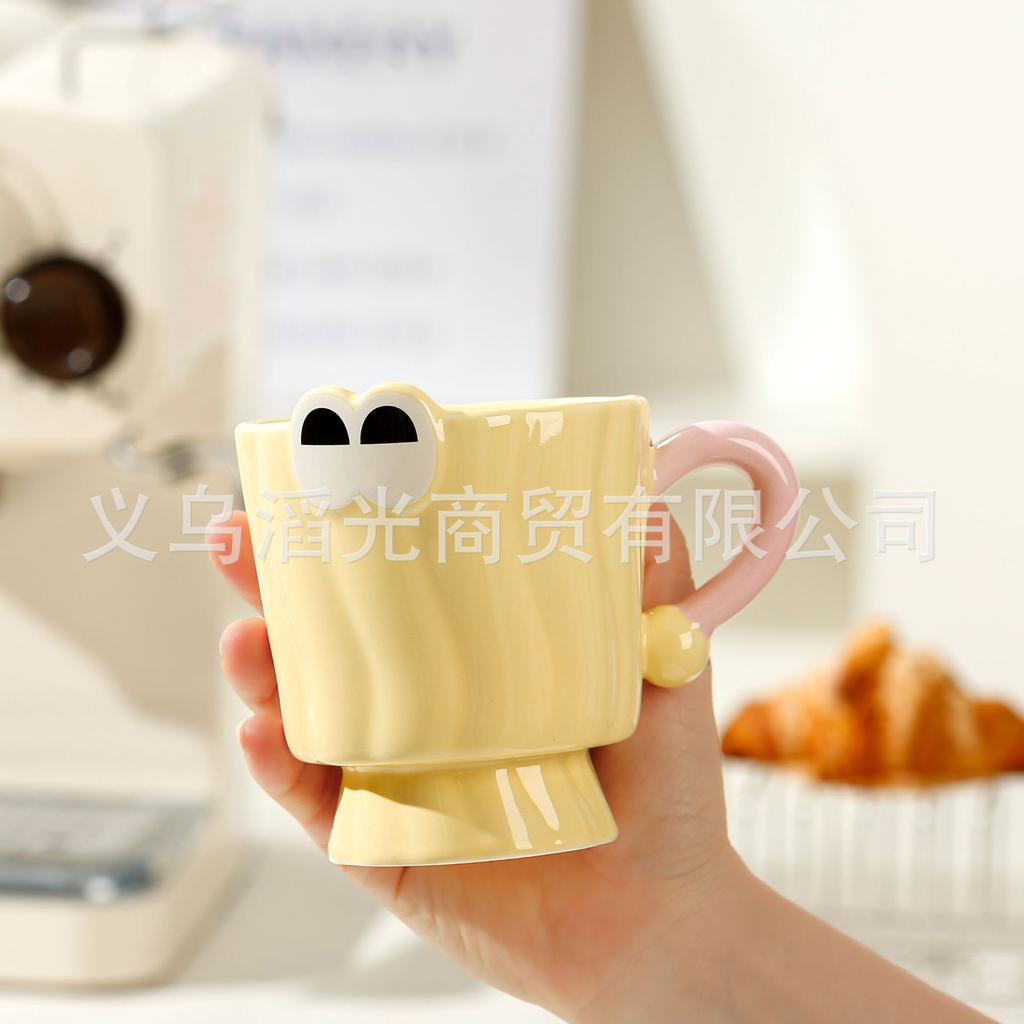 Cartoon Couple Mug Cute Eyes Ceramic Water Cup Breakfast Creative Girls Household Coffee Cup Drinking Water
