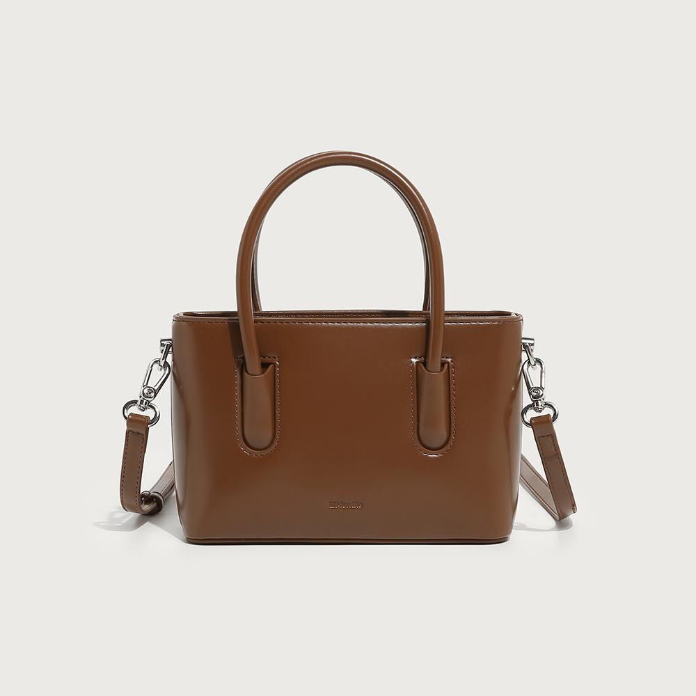 

Осенне-зимняя новая нишевая сумка высокого класса на одно плечо подмышкой, мини-горизонтальная сумка-тоут, женская сумка, повседневная и универсальная темно-коричневого