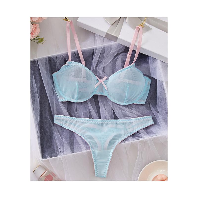 

Mesh splicing blue thin shoulder strap design semi-perspective sexy thin lace erotic underwear set XL світло-синій колір