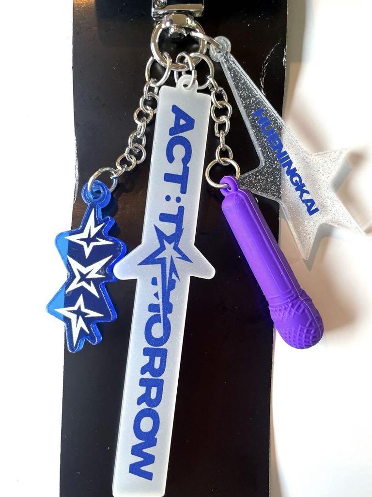 [USED] TXT ACT:TOMORROW microphone key ring Hueningkai