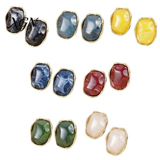 Gift for Her on Birthday 1 Pair Natural Healing Stone Stud Earrings Women, Gold Lightweight Daily Wear Plated Oval Resin Earrings, Faux Crystal