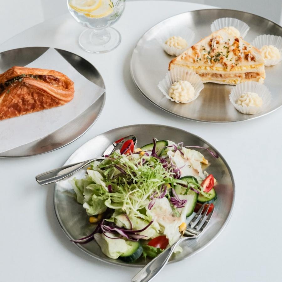 4pcs Stainless Steel Silver Plates, Korean Style Grilled Meat Plates, Household Circular Trays, Bone Plates, Cake Plates