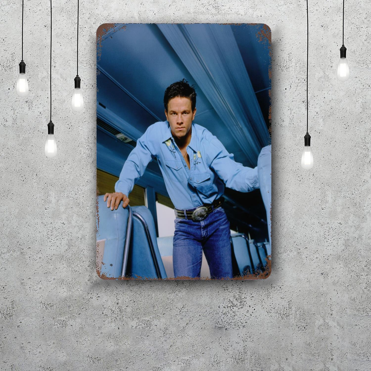 

mark wahlberg Retro Vintage Tin Sign Poster Decorative Plaque Metal Plate Wall Decor 20x30cm（7.8x11.8inch）