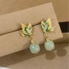 Elegant Retro Green Butterfly Stone Earrings - Exquisite, Versatile, Natural Design