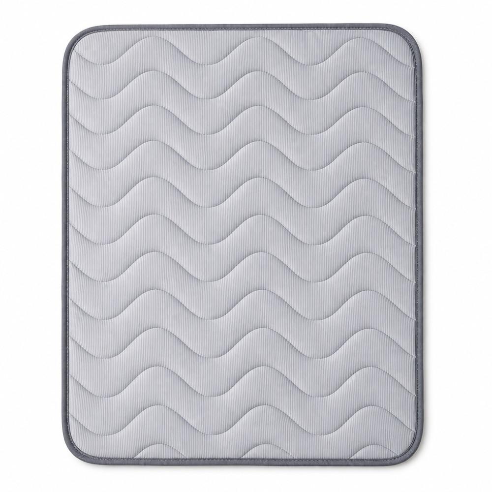 Tapis de Refroidissement pour Chat Chien en Soie Glacée Respirant Coussin de Couchage Durable Tapis de Glace Couvertures Fourniture pour Animaux