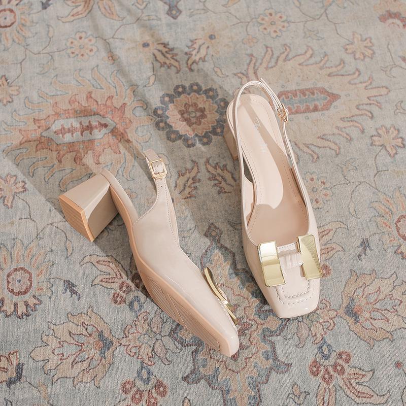 2139-A31 Fashion Baotou Sandals Thick Heel 2025 Summer New Rear Empty Square Head Patent Leather Metal Buckle High Heels