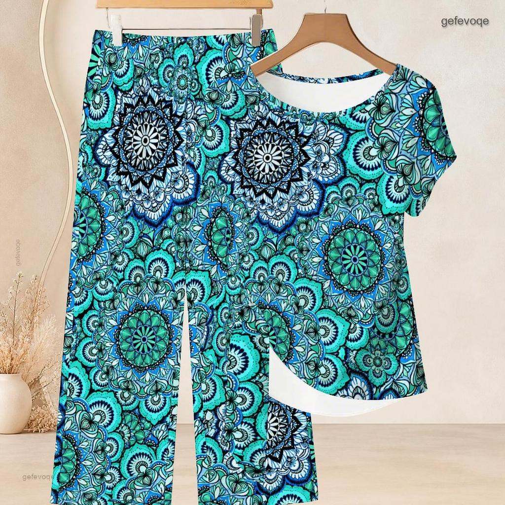 Women Plus Size Round Neck Short Sleeve Knot Hem Red White Striped Printed Two Piece Pants Set