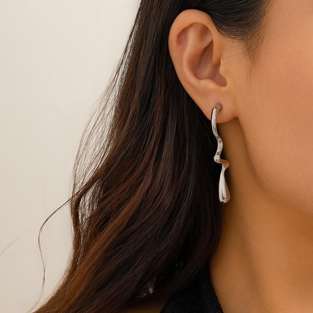 Spice Girl Wind Lava Sweet Cool Geometric Earrings Irregular Liquid Water Drop Stud Earrings Jewelry