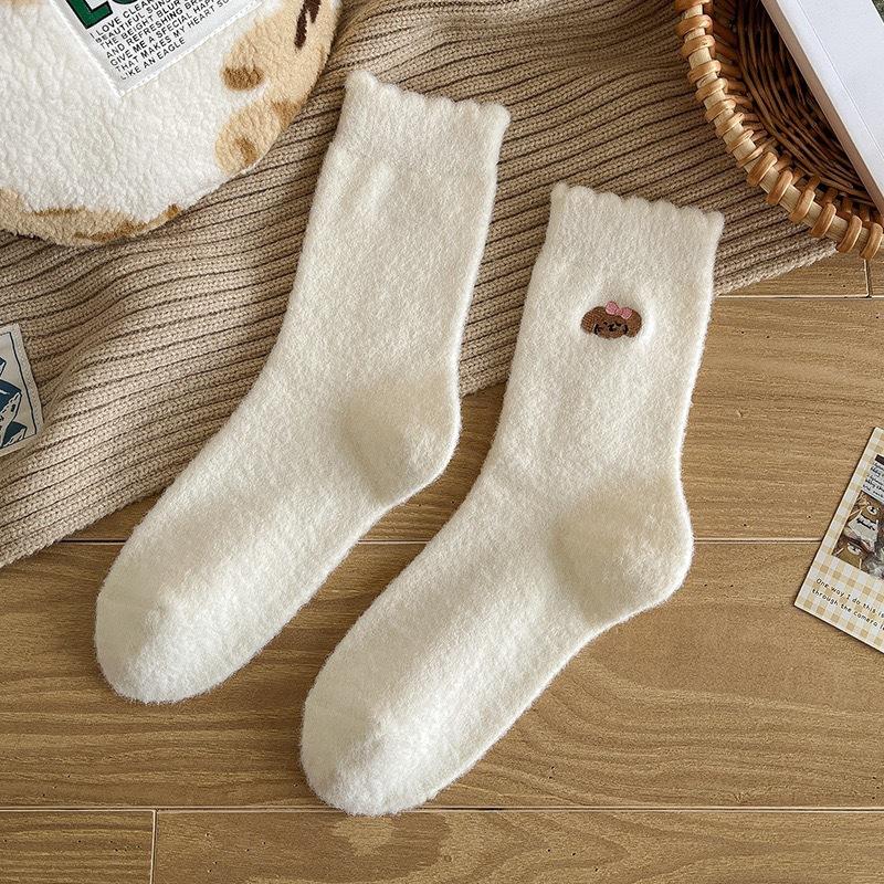 Thick Coral Fleece Socks for Autumn and Winter, Embroidered Puppy Cute Socks, Women's Mid-calf Socks, Fleece Warm Women's Socks