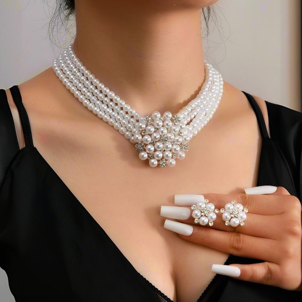 Colar com Pingente de Flor Estilo Europeu e Brincos com Pérola Artificial e Strass