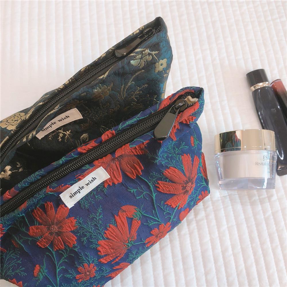 146 Retro Style Cosmetic Bag Large Makeup Bag Travel Toiletries Storage Pouch Zipper Closure Organizer for Women and Girls
