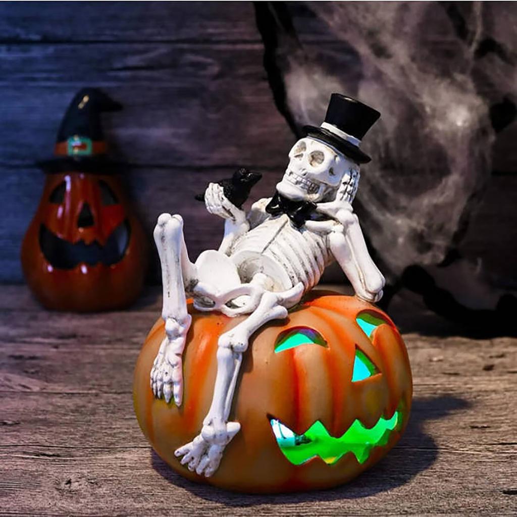 Halloween Figurine Lamp Halloween  And Pumpkin Decorations Used For Indoor And Outdoor Party Decoration LED Lights.