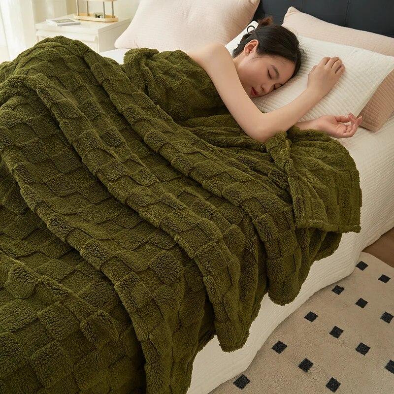 Waffle plush multifunctional blanket, high weight Farai plush milk plush Beibei plush warm blanket, winter