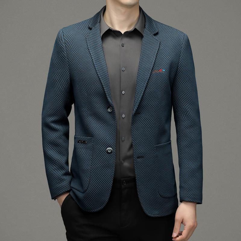 Повседневные мужские костюмы — фото 5