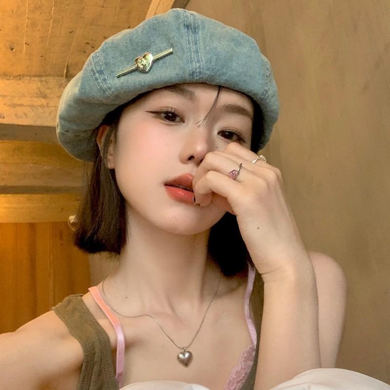 

Heart-shaped blue washed denim beret for women, summer thin breathable octagonal artist hat, suitable for large head circumference, makes the face M（56-58cm）