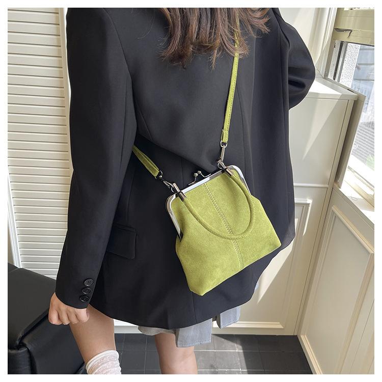 Neue Mode Kontrastfarbe Muschel Tasche für Damen, Vintage Stil Crossbody Schultertasche, Lässige Pendler Handtasche für den täglichen Gebrauch CLE