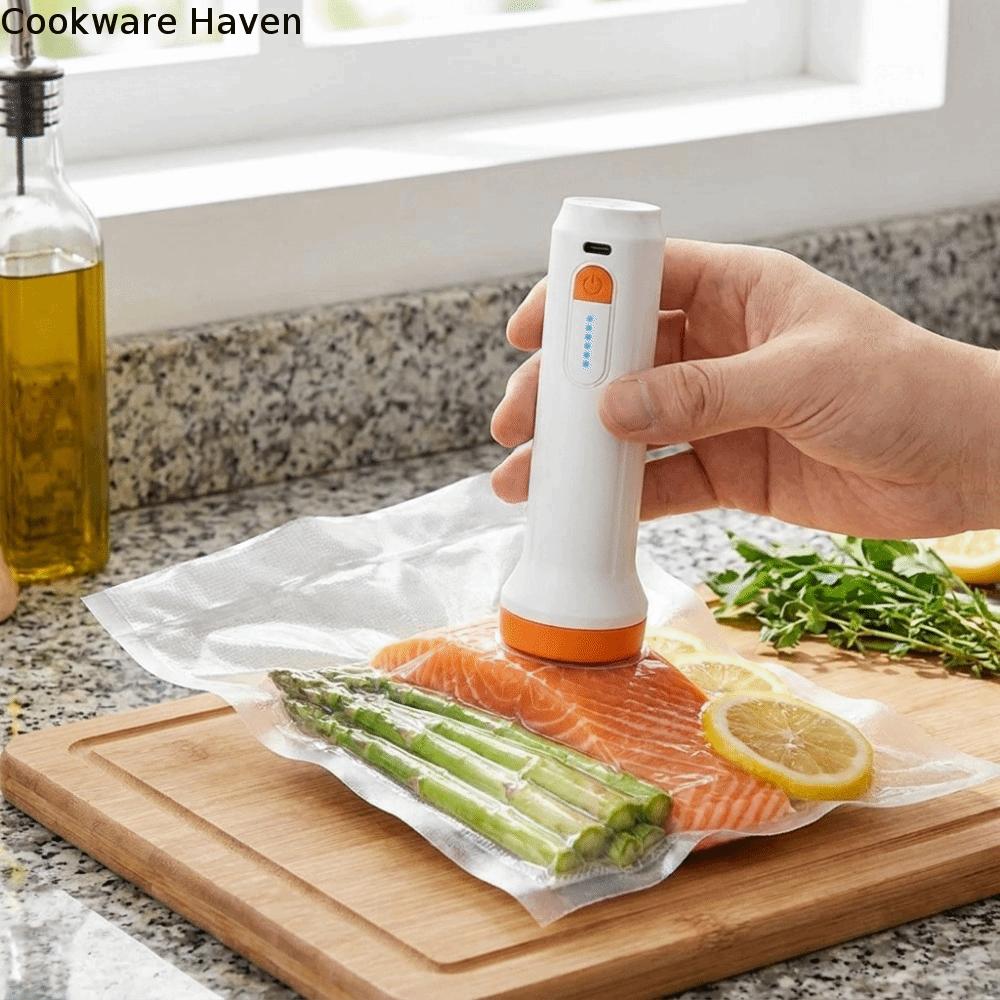 Rechargeable Electric Vacuum Pump Low Noise Mini Vacuum Bag Pump Lightweight Portable Compressed Bag Air Pump Clothes Storage