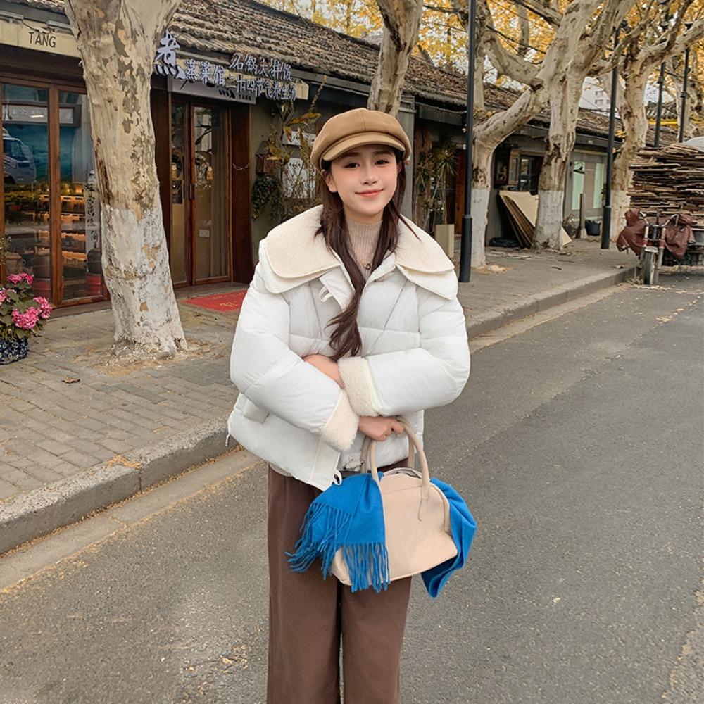 Short Korean version women's candy color age-reducing small man 2025 winter horn buckle large lapel short down cotton-padded coat