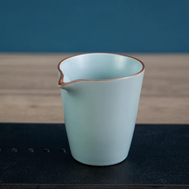 1PCS sky blue exquisite ceramic tea set Handmade gaiwan teacup traditional porcelain tea accessories with covered teacup