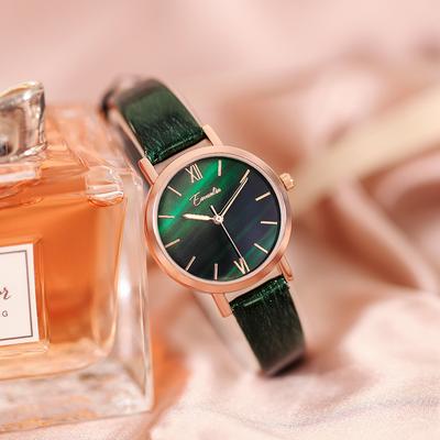 Orologio di Nicchia Britannico Studente Femminile Semplice Stile Letterario Ins Orologio da Donna Verde Pavone