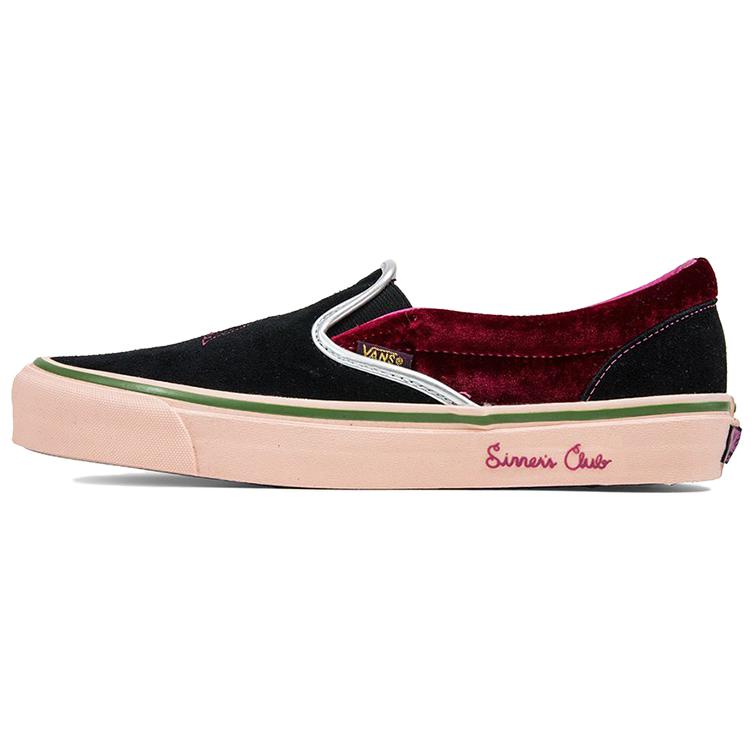 

Slip-On Feature x Classic Vans Sinners Club VN000UDFPTZ 41