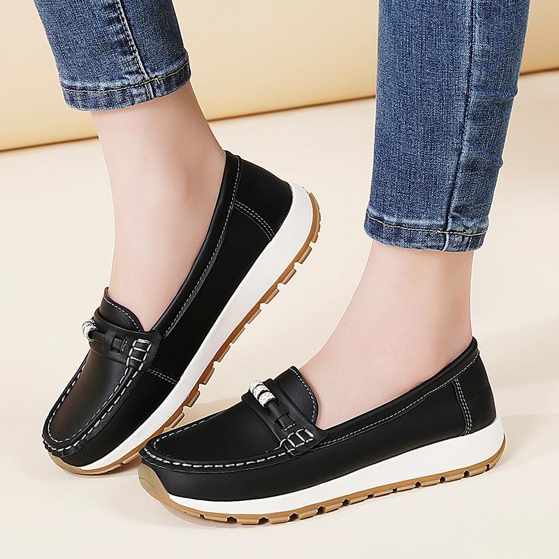 High Quality 100% Cowhide Large-sized Anti-slip Women's Shoes Casual Women's Loafers Thick-soled Lightweight Women's Sneakers