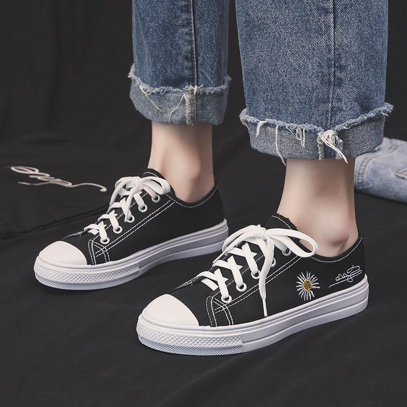 Shoes Women's Versatile Spring Summer Autumn Canvas Board Shoes Casual Breathable Flat Bottom Durable Student Shoes