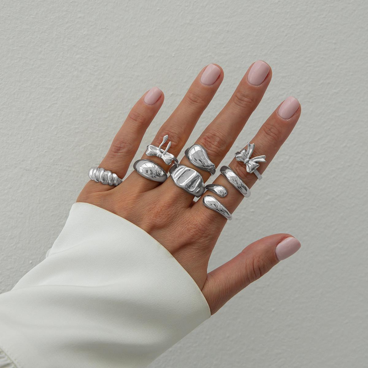 

Простий широкий геометричний масивний набір кілець для жінок чоловіків нерегулярний хрест порожнисті відкриті кільця святкові вечірні прикраси шарм золото срібло колір