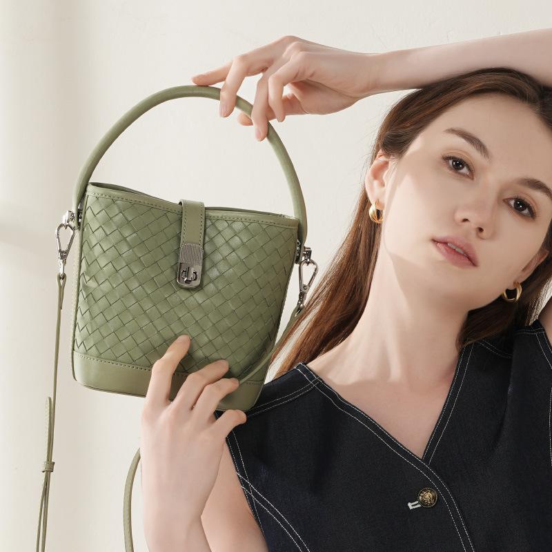 Gewebte Lammfell-Eimer Tasche Handtasche Umhängetasche High-End Pendler Single-Shoulder Damen Tasche