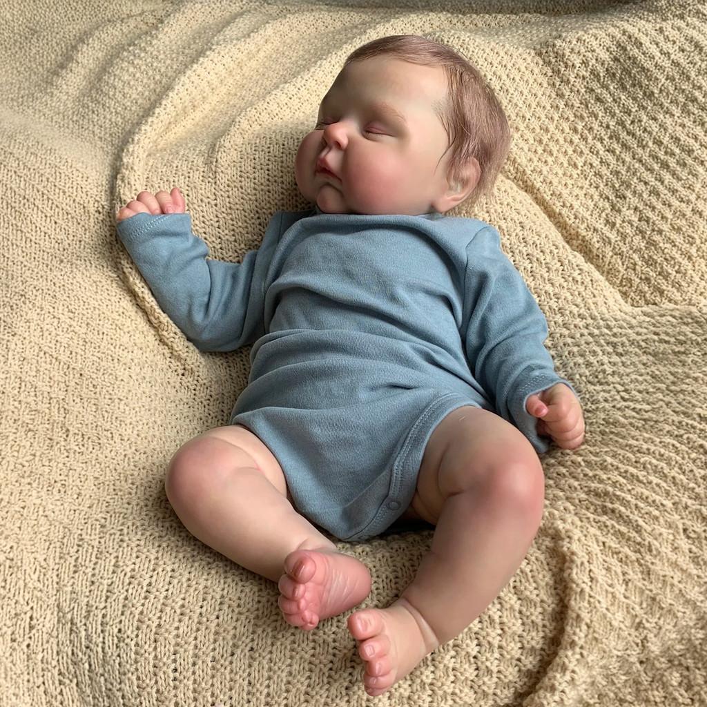 Silicone Doll With Handpainted 3d Skin For Collectors And Gift