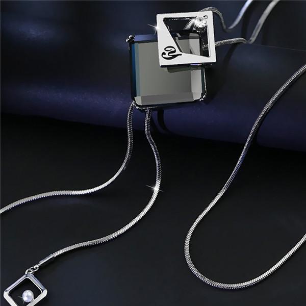 

Женское элегантное простое геометрическое длинное ожерелье с двойной кисточкой, минималистичный дизайн, универсальный стиль для сочетания со свитером, повседневных нарядов, вечеринки One Size серебряный