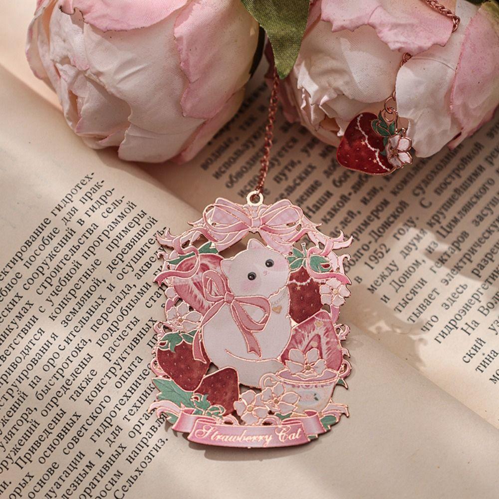 Exquisite Cute Cat/Rabbit/Bear Metal Bookmark Hollow Portable Reading Book Clip Pagination Mark Student