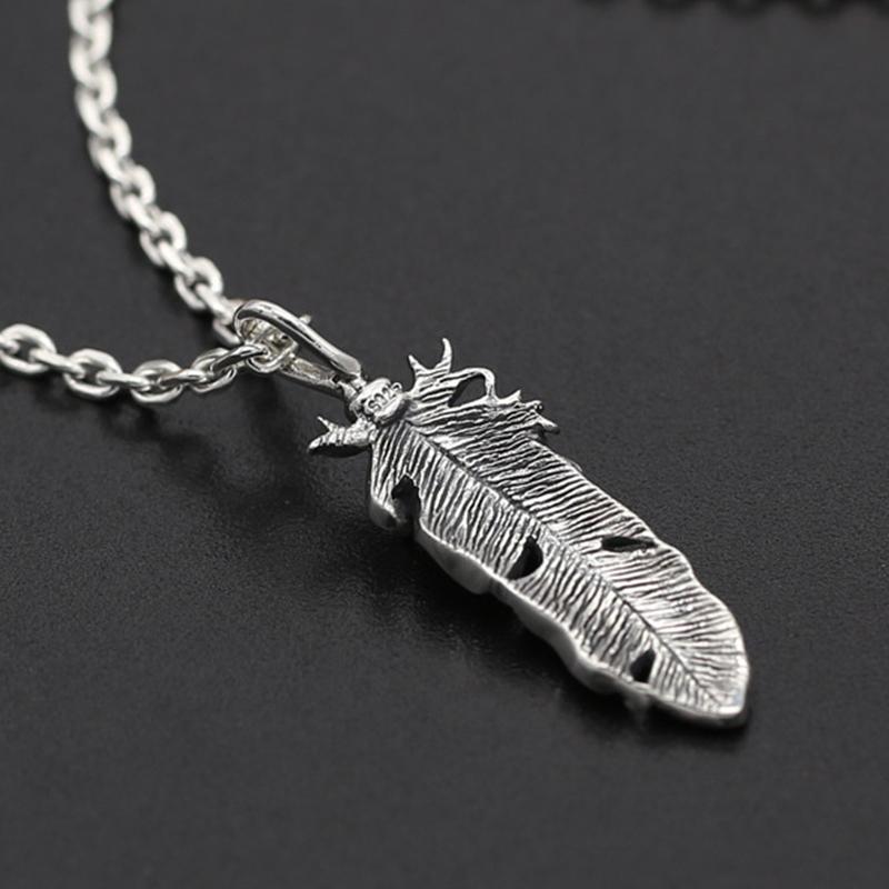 S925 Sterling Silver Smycken Retro Thai Silver Herr Handgjorda Epoxy Flame Eagle Fjäderhänge