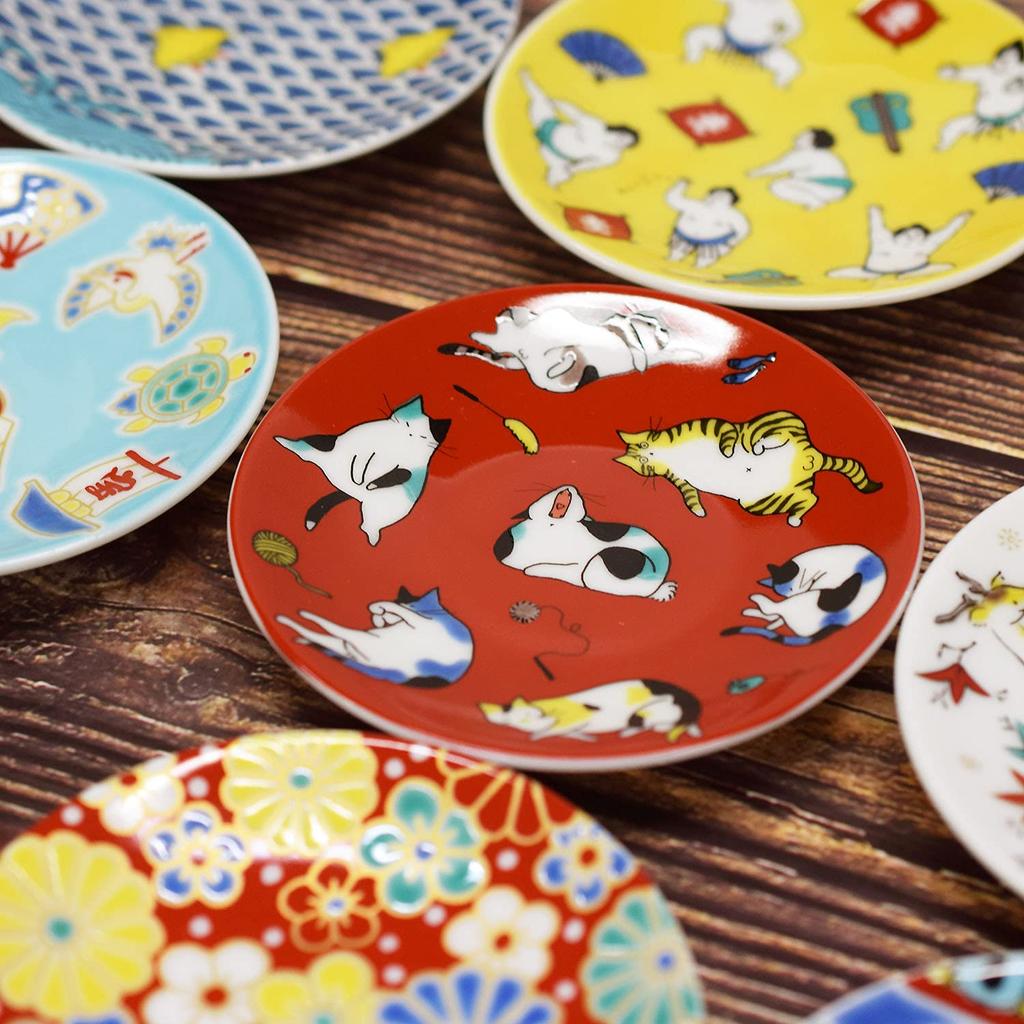 Waza no Kura Stylish Kutani ware auspicious small plates featuring small serving branded Japanese - plates, cats, ceramic, plates, tableware.