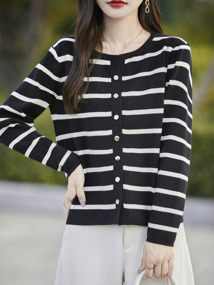 French Stripe Round Neck Cardigan Sweater - Age-Reducing, Casual & Versatile