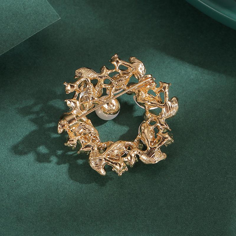 Flower Wreath Brooch Women's Retro Brooch Niche Brooch High-end Light Luxury and Creative Brooch