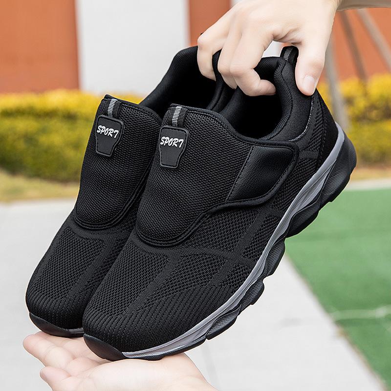 New large size four-season soft sole light and comfortable mesh breathable Velcro casual shoes