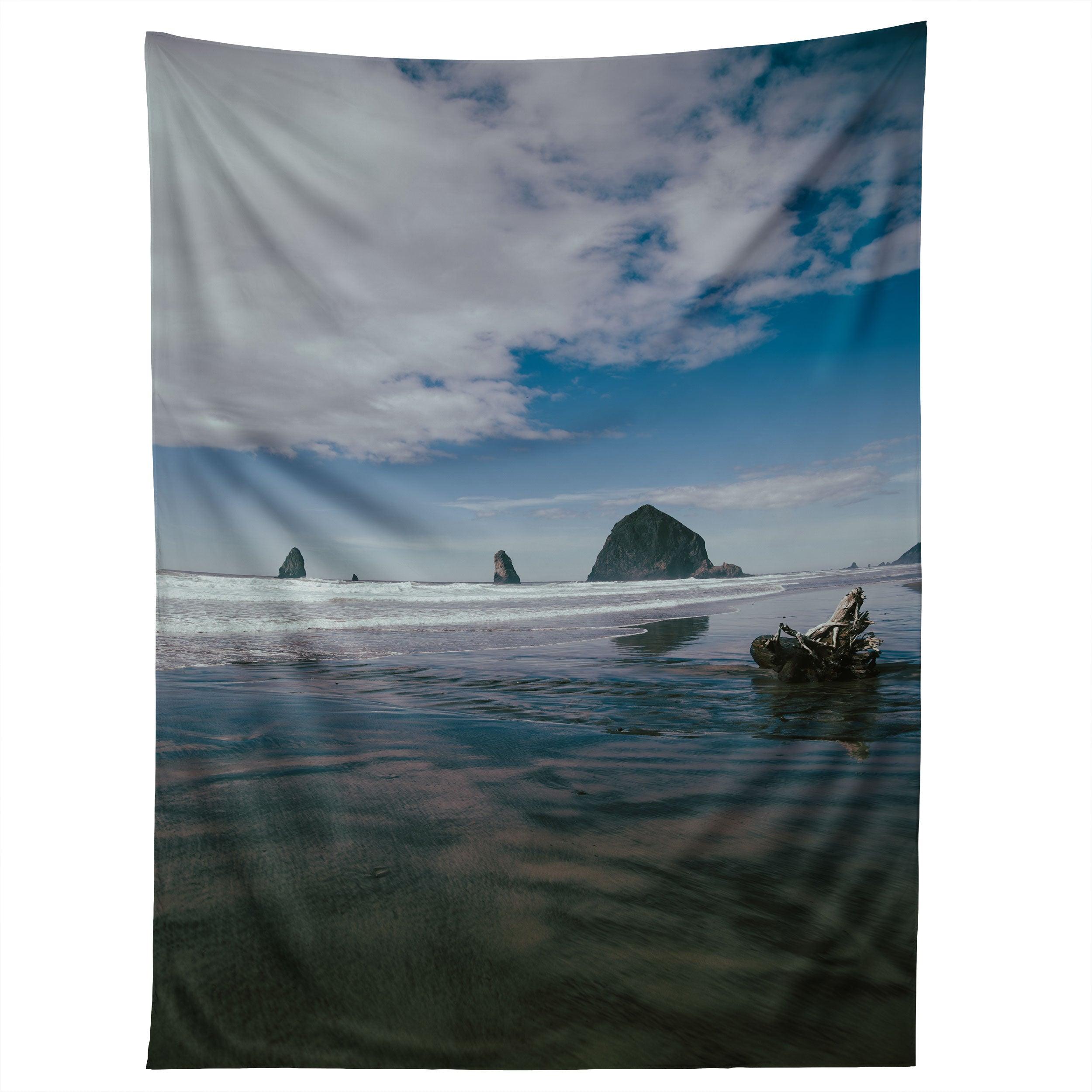 BLUE CANNON BEACH tapestry 75x100