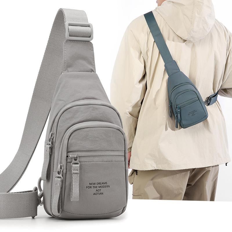 Borsa a petto resistente in tessuto Oxford con tasche multiple – Borsa a tracolla leggera unisex per viaggi, attività all'aperto e uso quotidiano