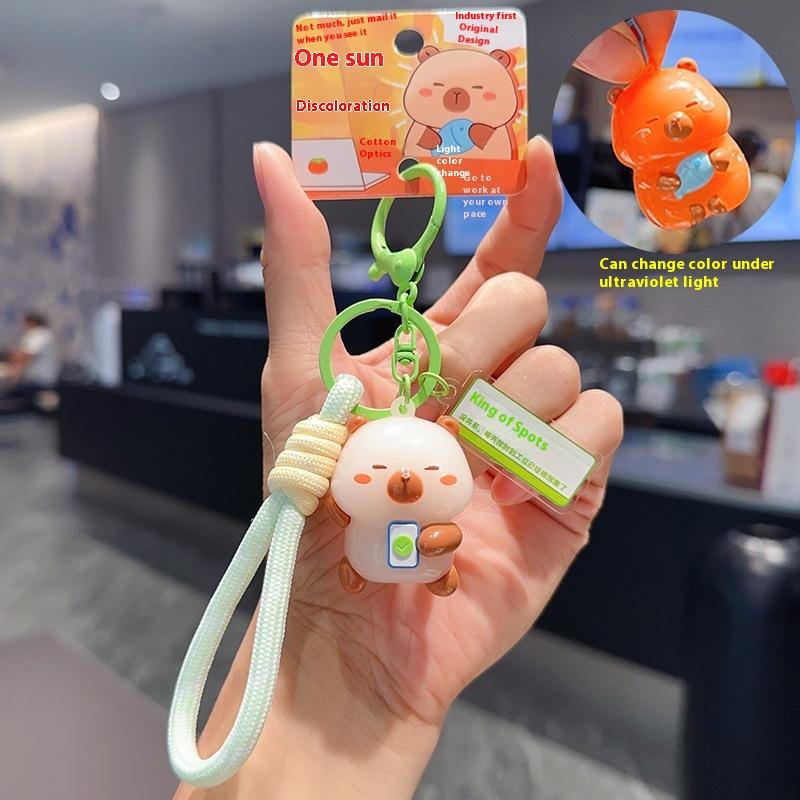 Uv Color Changing Capybara Animal Keychains For Creative Car Keychain Cartoon Capibala Pendant Women Doll Keyring Charm