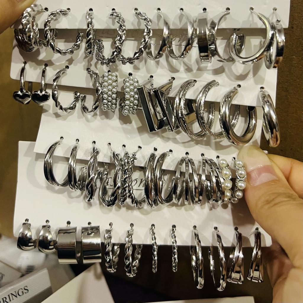 XP17 Perlenohrring-Set - Trendig und modisch