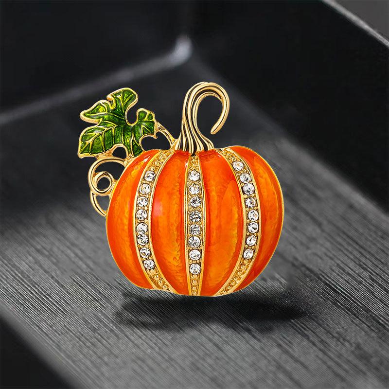 Halloween rhinestone pumpkin brooch, European and American decoration, drip oil, cardigan pin, buttonhole, outerwear sweater accessories