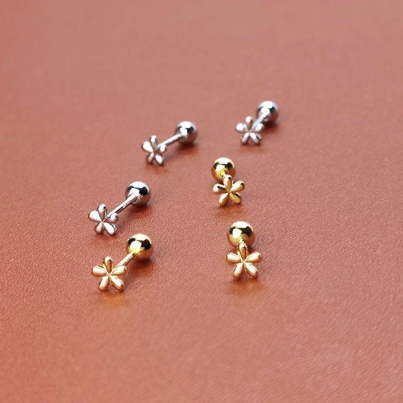 Flower Cartilage Earring Stud Earrings Cute Tragus Ear Stud Piercing Body Jewelry
